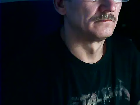 Snapshot of igracek30 chatting on 07-22-26, 05:37 igracek30 online show from 07-22-26, 05:37