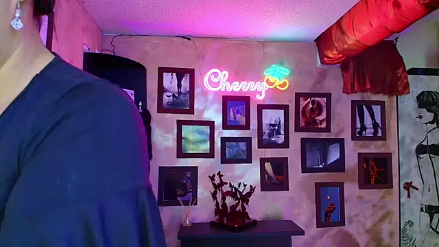Snapshot of cherryy_bombshelll chatting on 09-10-25, 06:40 cherryy bombshelll online show from 09-10-25, 06:40