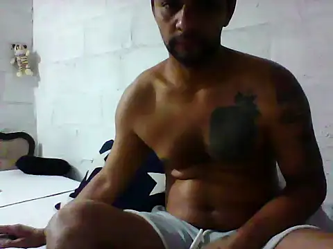 Snapshot of wuarito chatting on 11-08-25, 05:49 wuarito online show from 11-08-25, 05:49