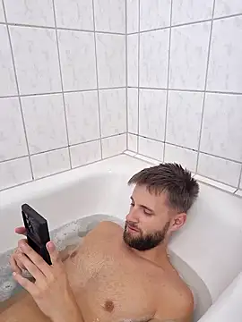 ademandjulia online show from 09-30-25, 12:55