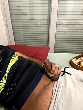 Snapshot of Sammy69hard69 chatting on 09-24-25, 04:24 Sammy69hard69 online show from 09-24-25, 04:24