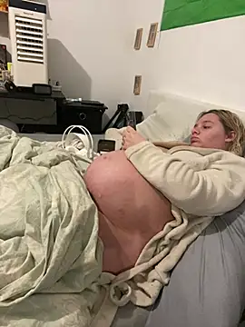 Princessemisse online show from 02-17-26, 05:10