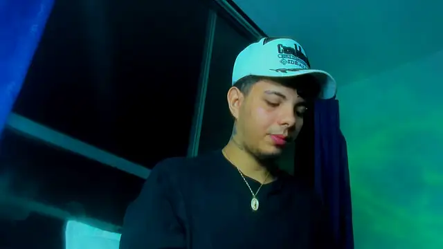 Alessandro 1610 online show from 10-17-25, 04:27