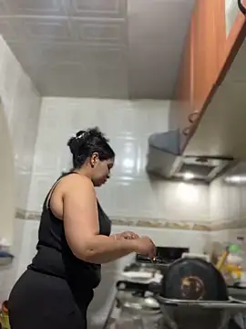 Carola-Ross online show from 12-23-25, 12:00