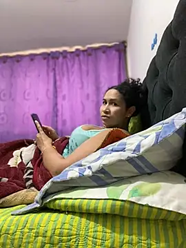 Carola-Ross online show from 04-08-26, 04:52