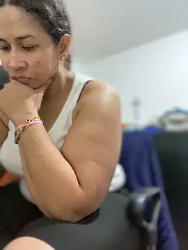 Carola-Ross online show from 02-10-26, 05:23