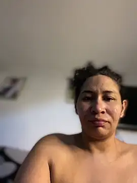 Carola-Ross online show from 06-06-26, 01:38