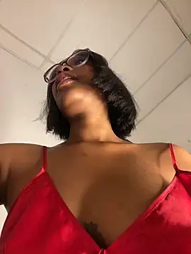 blackgril12 online show from 10-20-25, 11:00