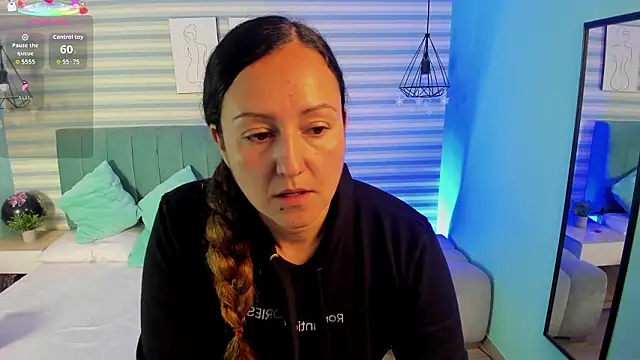 abby apple online show from 02-02-26, 12:48