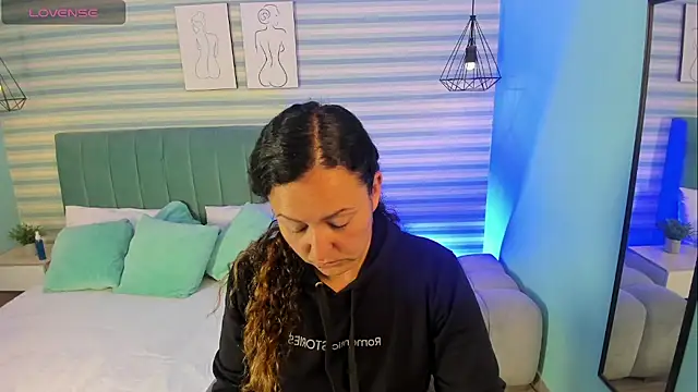 abby apple online show from 02-26-26, 01:44