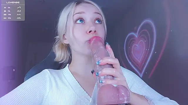 Snapshot of _chatur_babe chatting on 10-13-25, 02:07  chatur babe online show from 10-13-25, 02:07