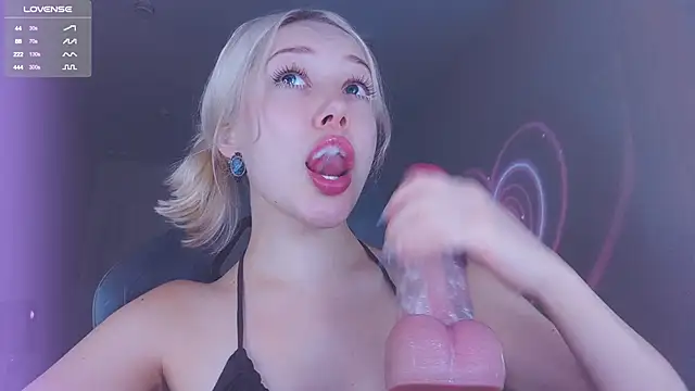 Snapshot of _chatur_babe chatting on 10-05-25, 03:58  chatur babe online show from 10-05-25, 03:58