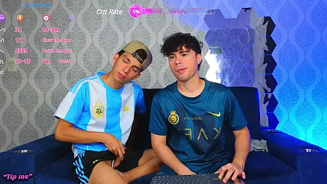 Snapshot of Angel_boyy2 chatting on 02-18-25, 10:36 Angel boyy2 online show from 02-18-25, 10:36