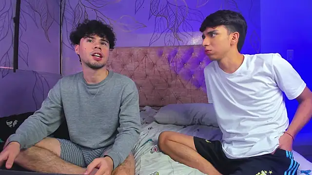 Snapshot of Angel_boyy2 chatting on 03-12-25, 10:17 Angel boyy2 online show from 03-12-25, 10:17