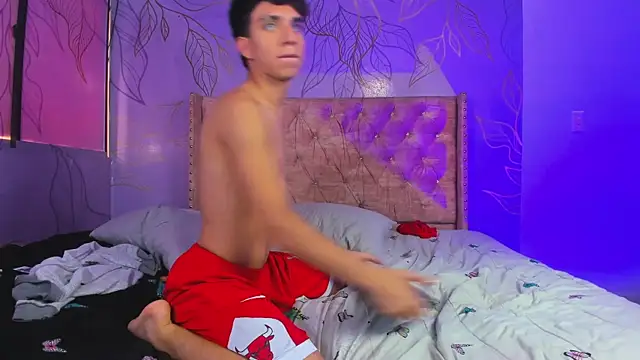 Snapshot of Angel_boyy2 chatting on 03-12-25, 07:14 Angel boyy2 online show from 03-12-25, 07:14