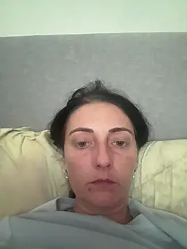 Snapshot of Miroslava1247 chatting on 05-28-26, 10:11 Miroslava1247 online show from 05-28-26, 10:11