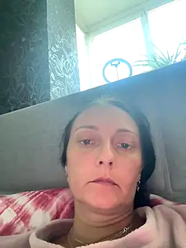 Snapshot of Miroslava1247 chatting on 09-21-25, 07:35 Miroslava1247 online show from 09-21-25, 07:35