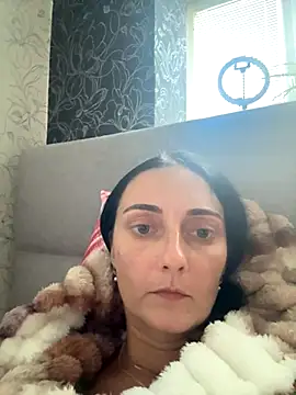 Snapshot of Miroslava1247 chatting on 10-12-25, 01:23 Miroslava1247 online show from 10-12-25, 01:23