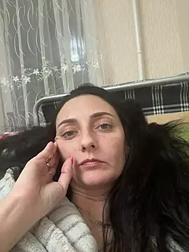 Snapshot of Miroslava1247 chatting on 03-21-25, 05:34 Miroslava1247 online show from 03-21-25, 05:34