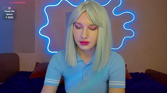 Snapshot of EvelinaLuu chatting on 03-23-25, 01:20 EvelinaLuu online show from 03-23-25, 01:20