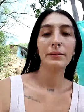 single mother indecent online show from 10-05-25, 03:47