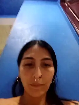 single mother indecent online show from 09-18-25, 01:41