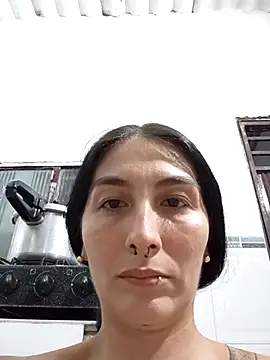 single mother indecent online show from 04-11-26, 10:57