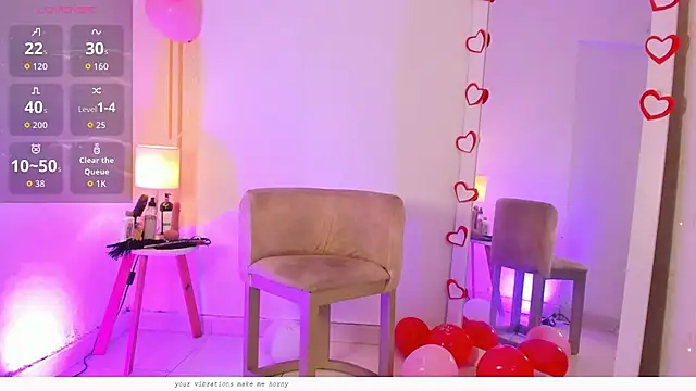 Snapshot of Emylyjonhs chatting on 02-20-26, 12:07 Emylyjonhs online show from 02-20-26, 12:07