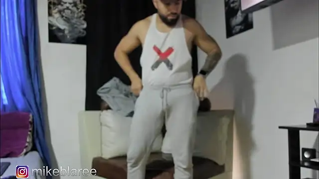 mikeblaree online show from 11-08-25, 04:54