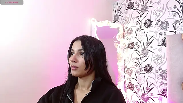 Snapshot of Gaby_tay1 chatting on 02-18-26, 03:15 Gaby tay1 online show from 02-18-26, 03:15