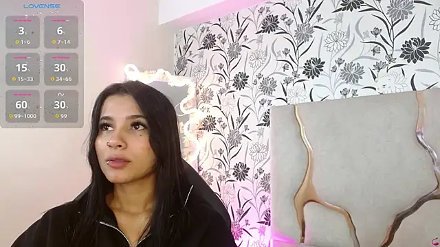 Snapshot of Gaby_tay1 chatting on 02-25-26, 03:18 Gaby tay1 online show from 02-25-26, 03:18