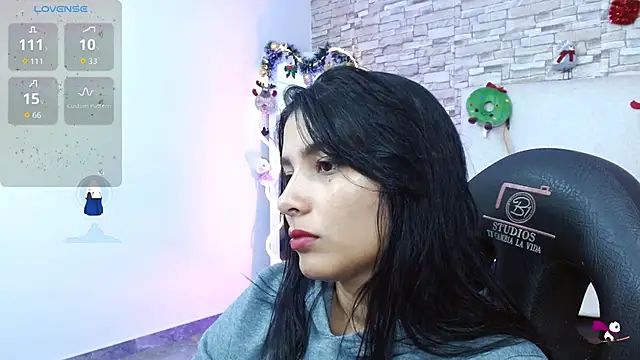 Snapshot of Gaby_tay1 chatting on 12-18-25, 07:40 Gaby tay1 online show from 12-18-25, 07:40