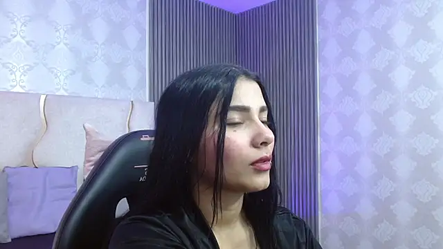 Snapshot of Gaby_tay1 chatting on 11-07-25, 03:33 Gaby tay1 online show from 11-07-25, 03:33