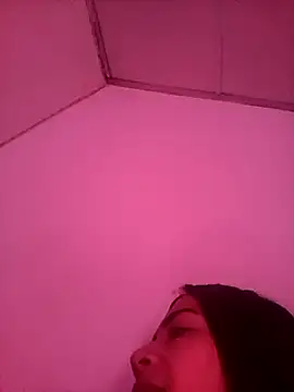 Snapshot of kimbadazz chatting on 02-25-25, 08:21 kimbadazz online show from 02-25-25, 08:21