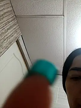 Snapshot of kimbadazz chatting on 03-18-25, 04:29 kimbadazz online show from 03-18-25, 04:29