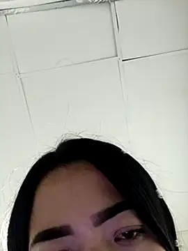 Snapshot of kimbadazz chatting on 02-14-25, 11:53 kimbadazz online show from 02-14-25, 11:53