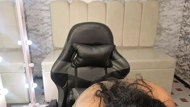 Bily Takure v online show from 09-29-25, 01:17