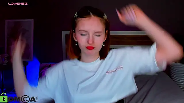 Snega Ginder online show from 03-17-25, 02:08