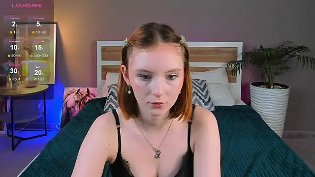 Snega Ginder online show from 03-18-25, 05:56