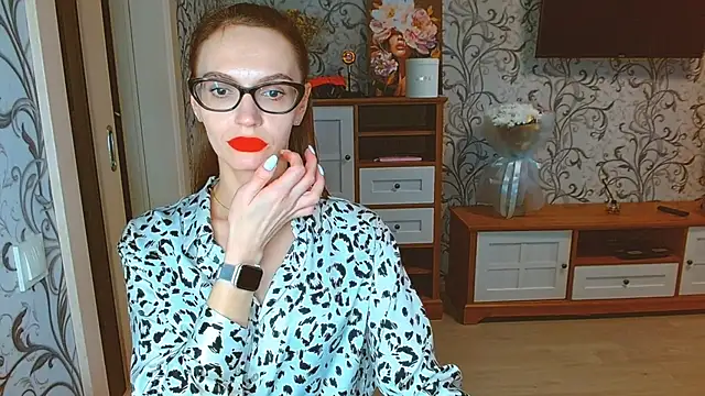 Snapshot of Lady_Sunshine_ chatting on 10-11-25, 01:01 Lady Sunshine online show from 10-11-25, 01:01