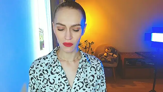 Lady Sunshine  online show from 02-18-26, 08:11