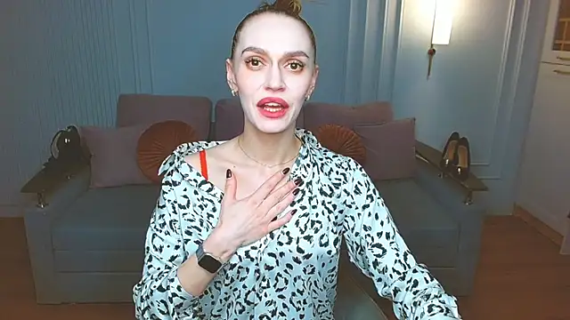 Snapshot of Lady_Sunshine_ chatting on 03-18-25, 08:39 Lady Sunshine online show from 03-18-25, 08:39