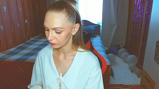 Lady Sunshine  online show from 07-18-26, 07:06