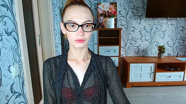 Snapshot of Lady_Sunshine_ chatting on 09-11-25, 06:35 Lady Sunshine online show from 09-11-25, 06:35