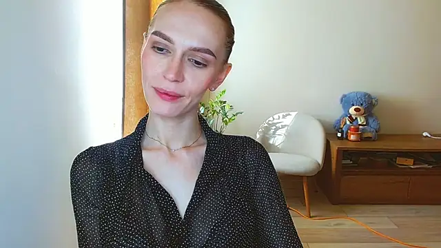 Lady Sunshine  online show from 04-13-26, 05:44