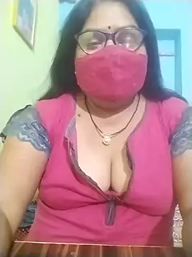 Snapshot of fuunalka chatting on 10-28-25, 04:02 fuunalka online show from 10-28-25, 04:02