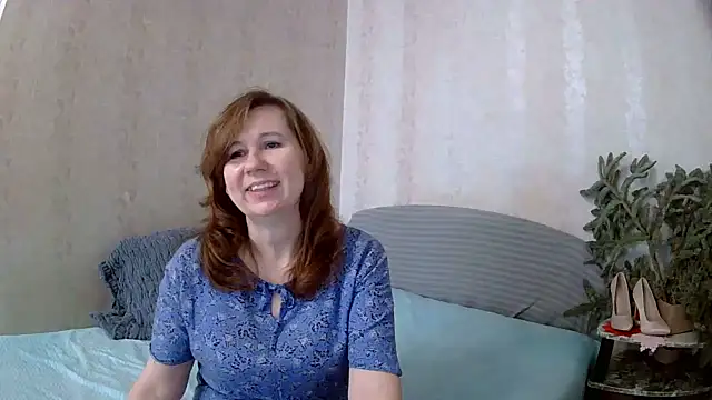 Snapshot of Starsan chatting on 02-11-25, 10:14 Starsan online show from 02-11-25, 10:14
