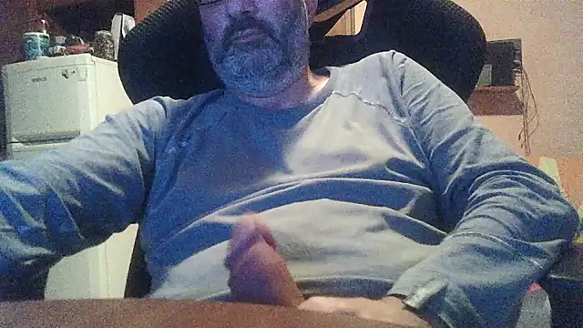Snapshot of lanata chatting on 04-10-26, 12:28 lanata online show from 04-10-26, 12:28