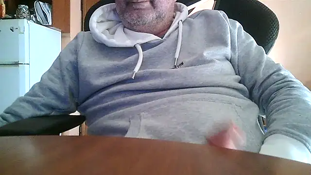 Snapshot of lanata chatting on 02-21-25, 03:43 lanata online show from 02-21-25, 03:43