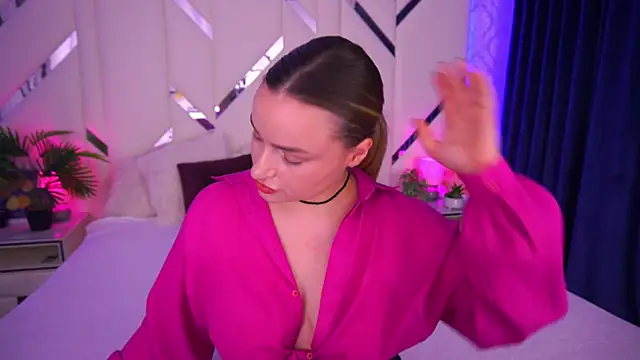 LindsieGreyy online show from 11-05-25, 08:17